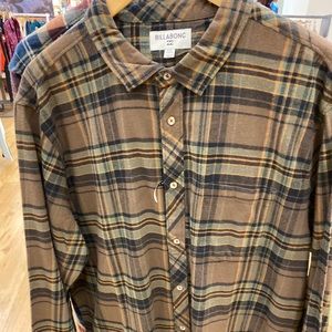 Billabong long sleeve flannel